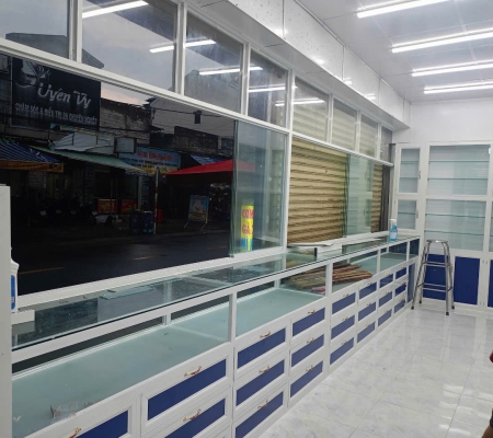 Nhà thuốc tây Quỳnh Quang